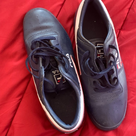 Fila Shoes - Picture 5 of 5